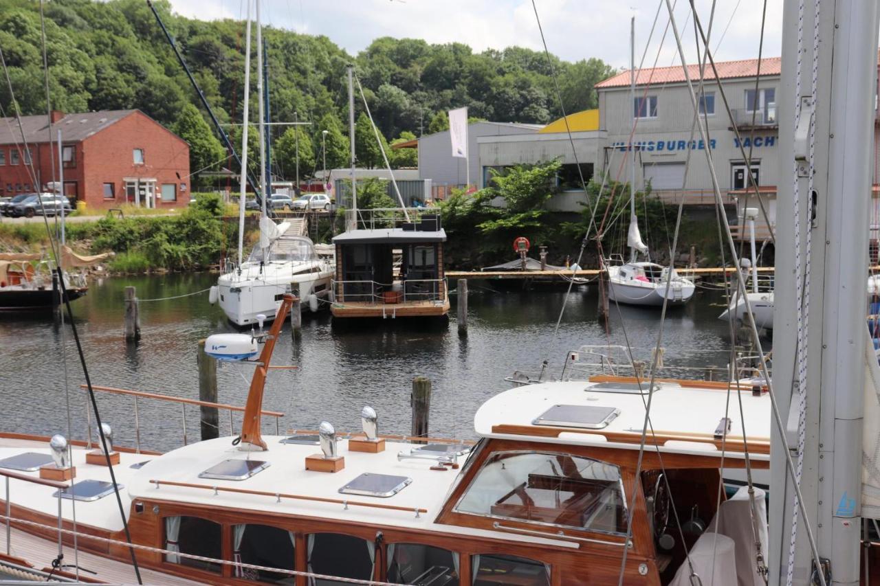 Hausboot Lina In Flensburg Hotel Ngoại thất bức ảnh