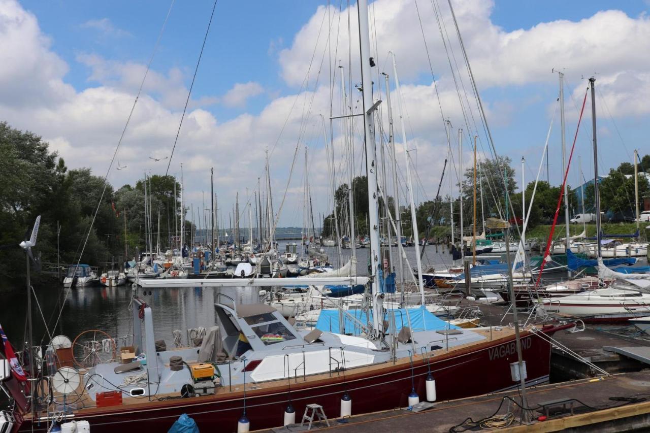 Hausboot Lina In Flensburg Hotel Ngoại thất bức ảnh
